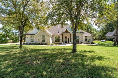 Photo of 14486 Meadow Glen, Lindale, TX 75771 (MLS # 21394213)
