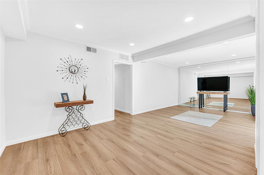 2809 Rio Branco Street 102