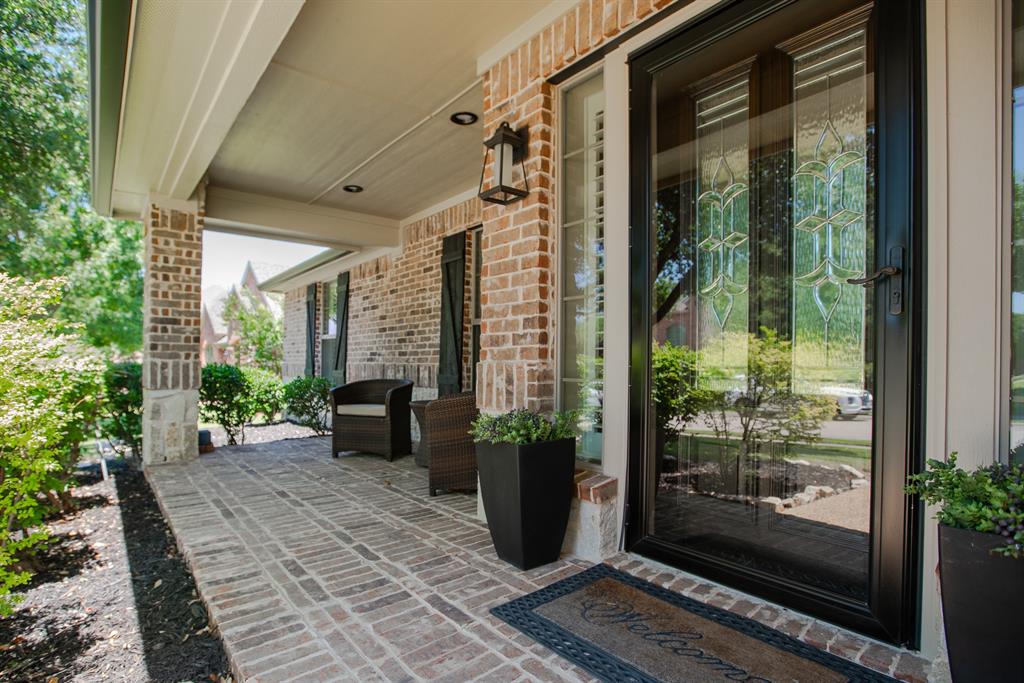 7822 Glencrest Drive
