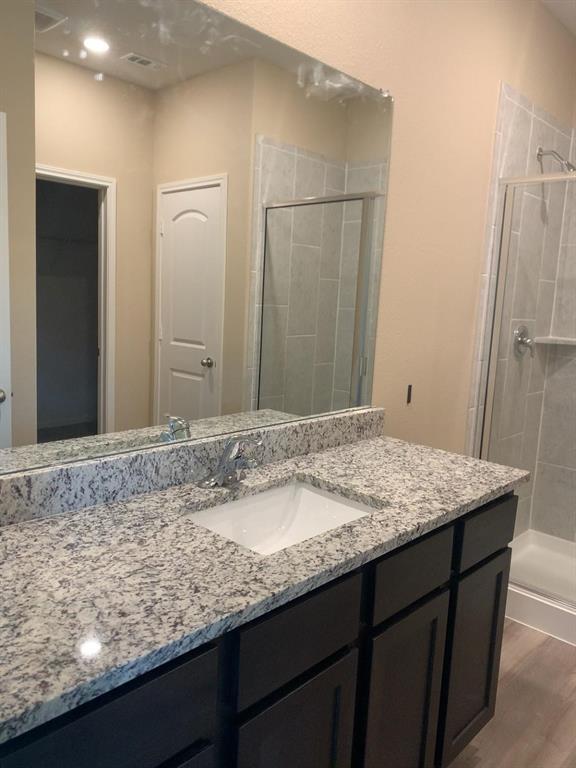 NORTHPOINTE CROSSING PHASE 4 WEST & PHASE 4 E - Residential Lease