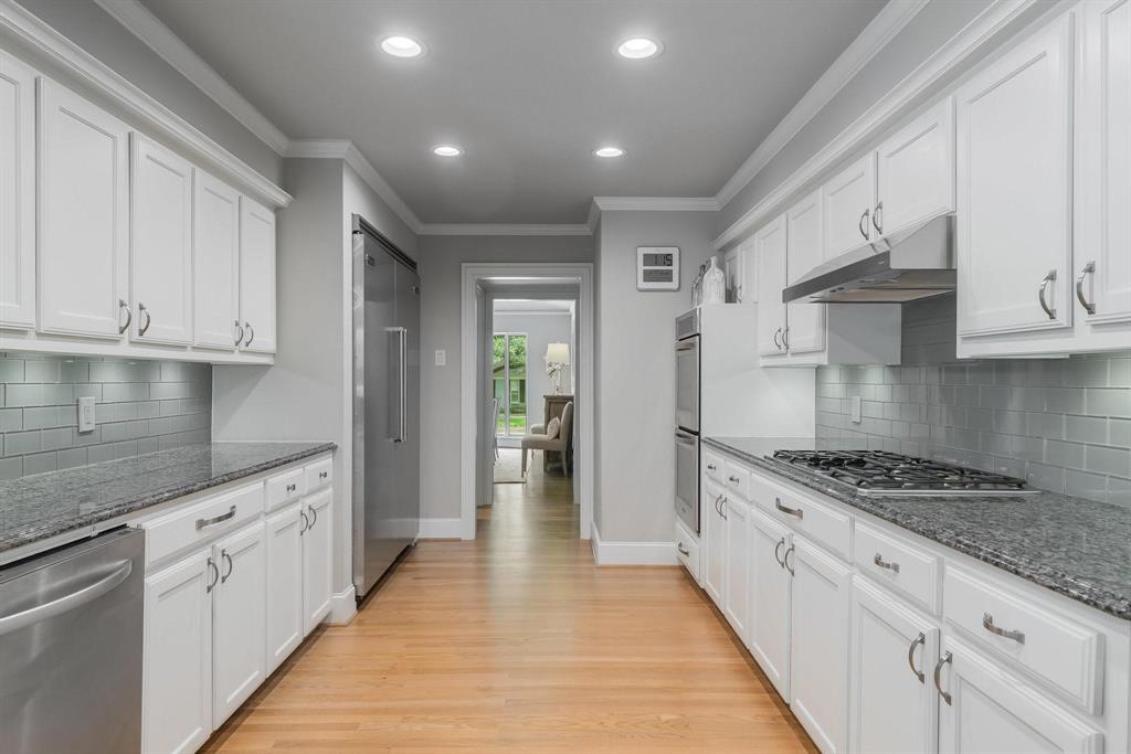 7031 Chipperton Drive