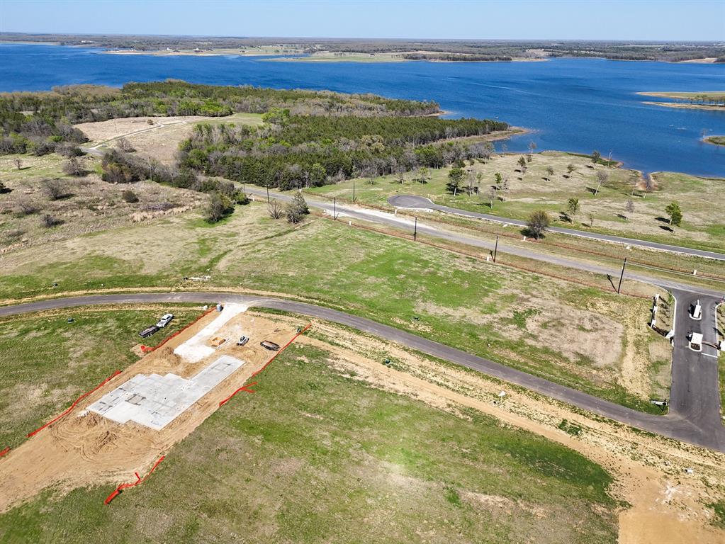 532 LAKESHORE Terrace