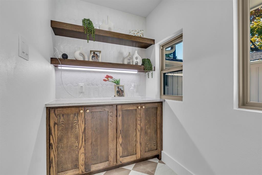 Lovers Lane East - Residential