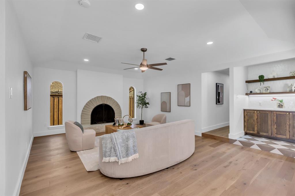 Lovers Lane East - Residential