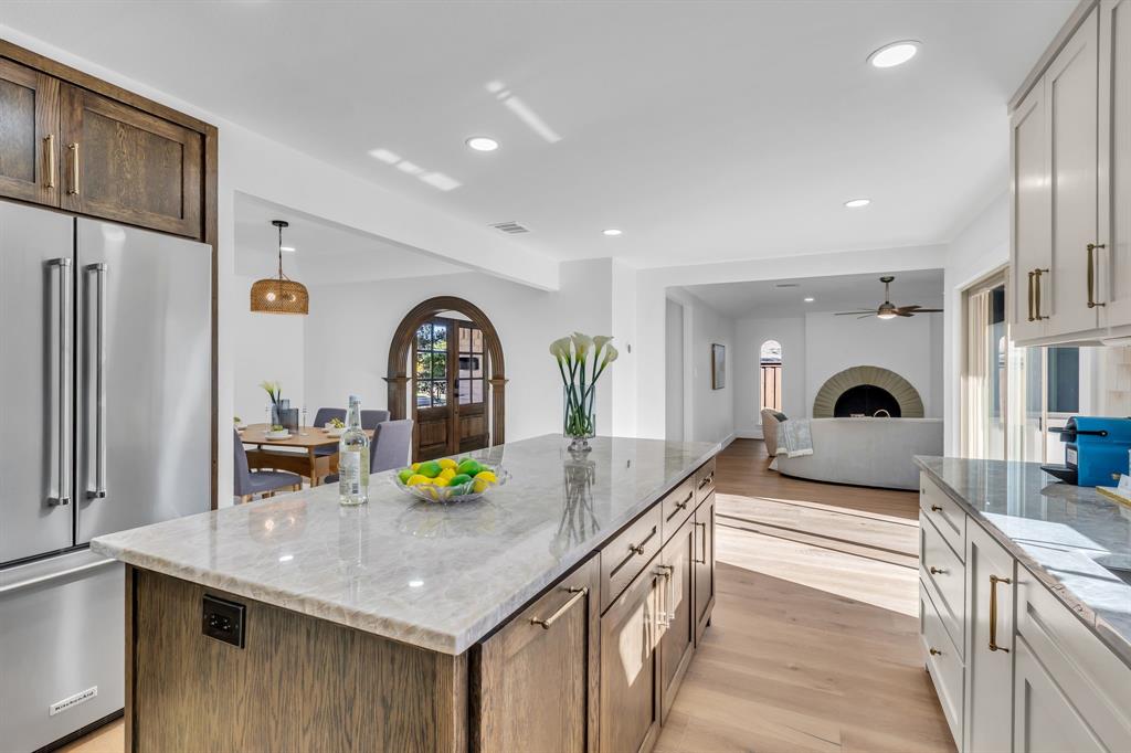 Lovers Lane East - Residential