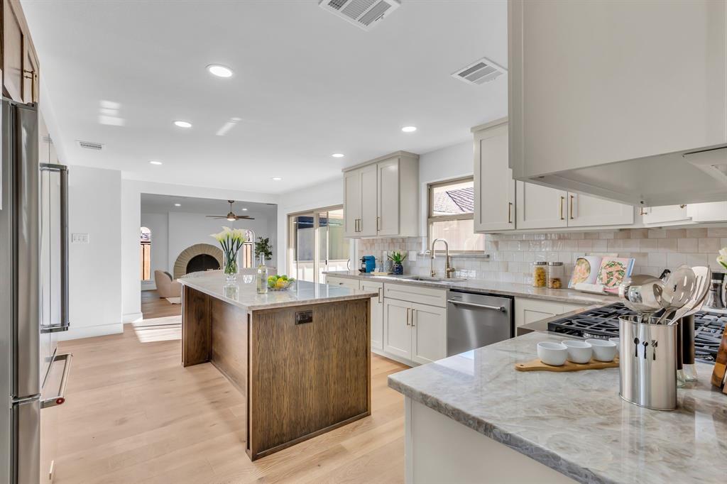 Lovers Lane East - Residential