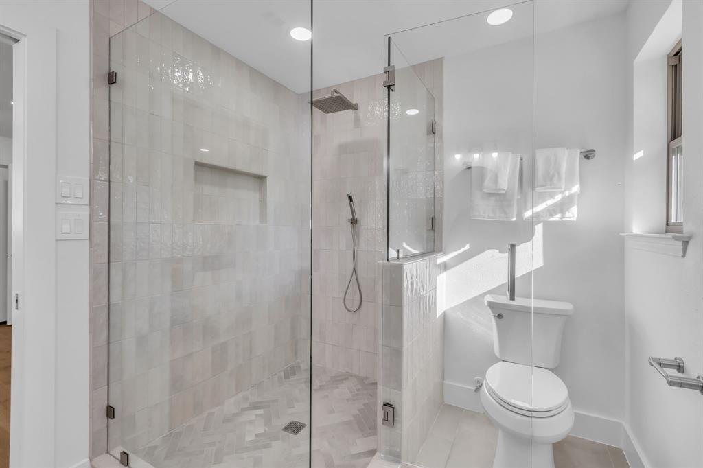 Lovers Lane East - Residential