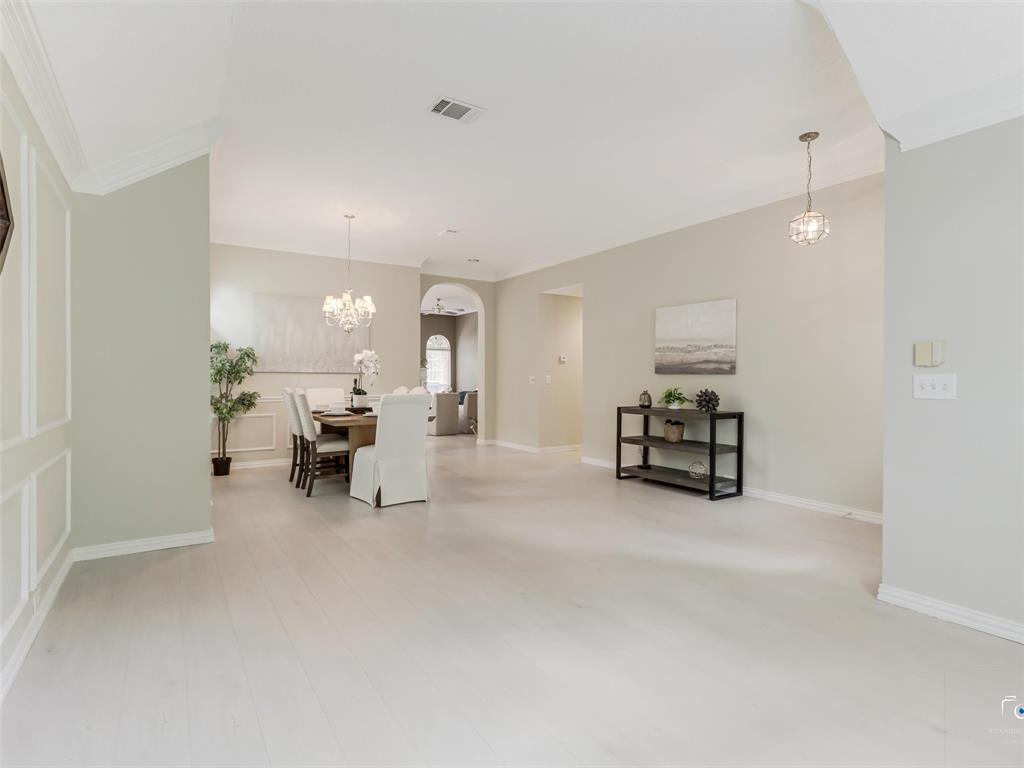 2612 Ridgewood Drive