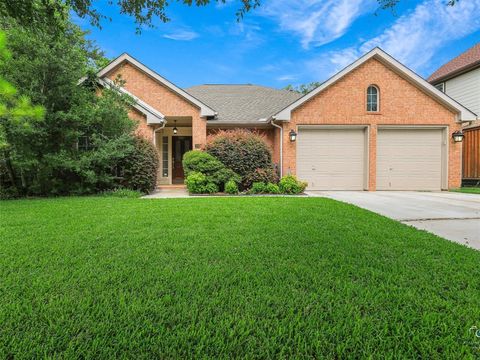 Photo of 2612 Ridgewood Drive, Plano, TX 75074 (MLS # 21309818)
