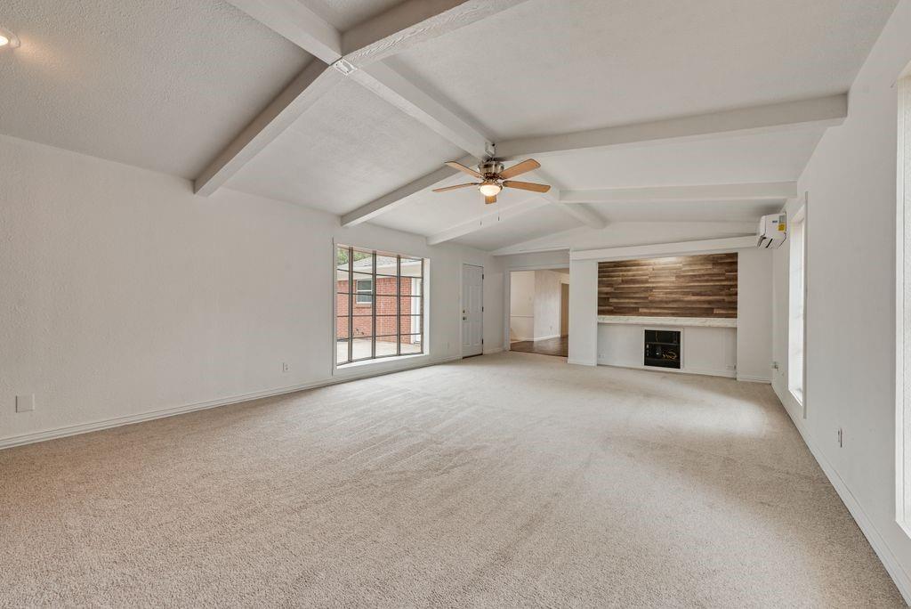 244 Palomino Drive