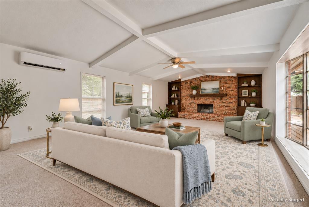 244 Palomino Drive