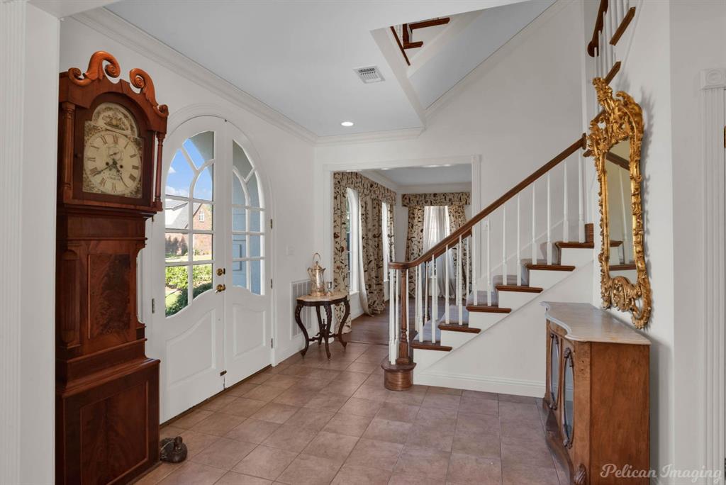 527 Canterbury Lane