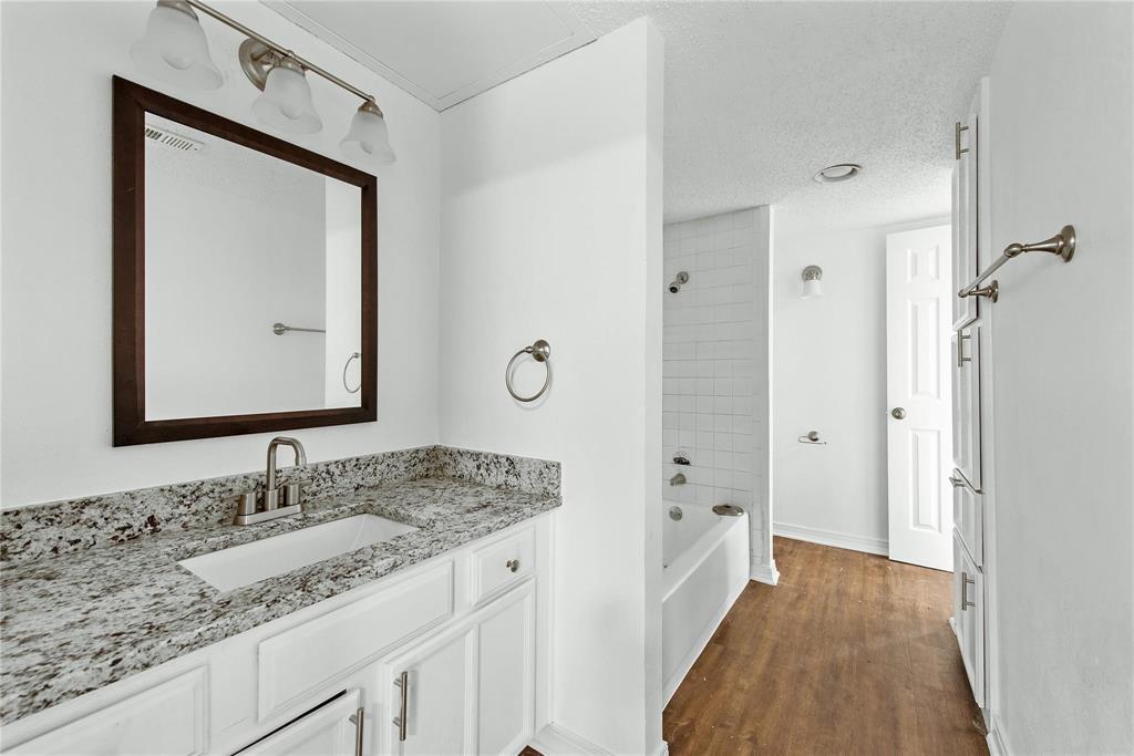 St Augustine Twnhms 02 - Residential Lease