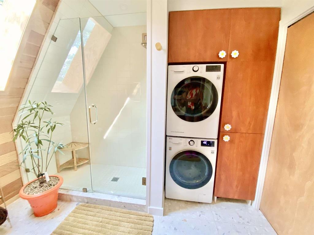 5706 Point Lavista
