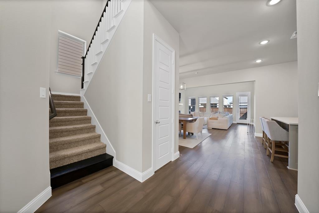 1837 Averi Lane