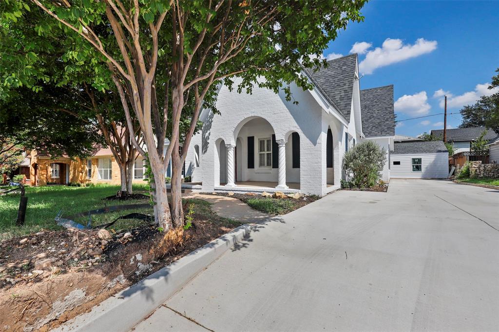 2563 S University Drive