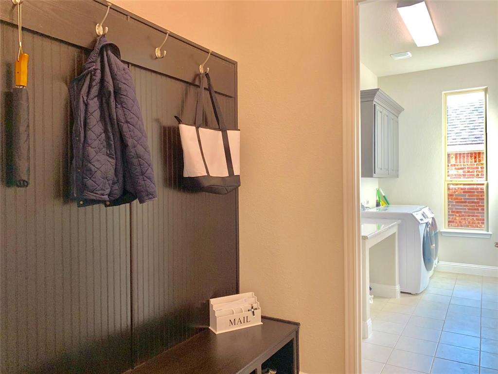 Vineyards Ph I, The - Residential Lease