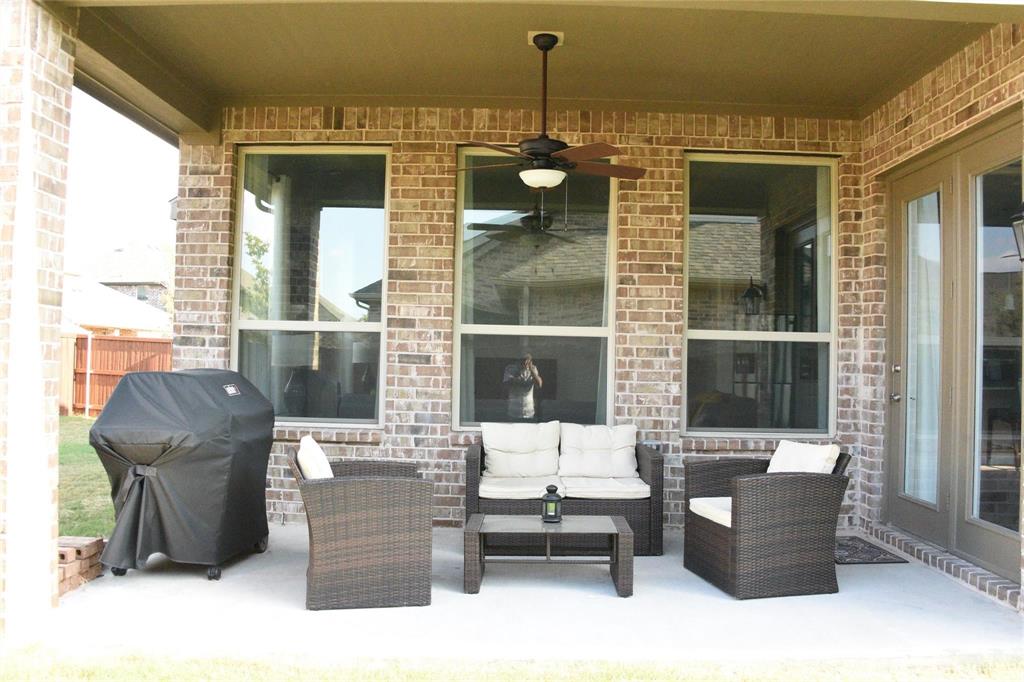 Vineyards Ph I, The - Residential Lease