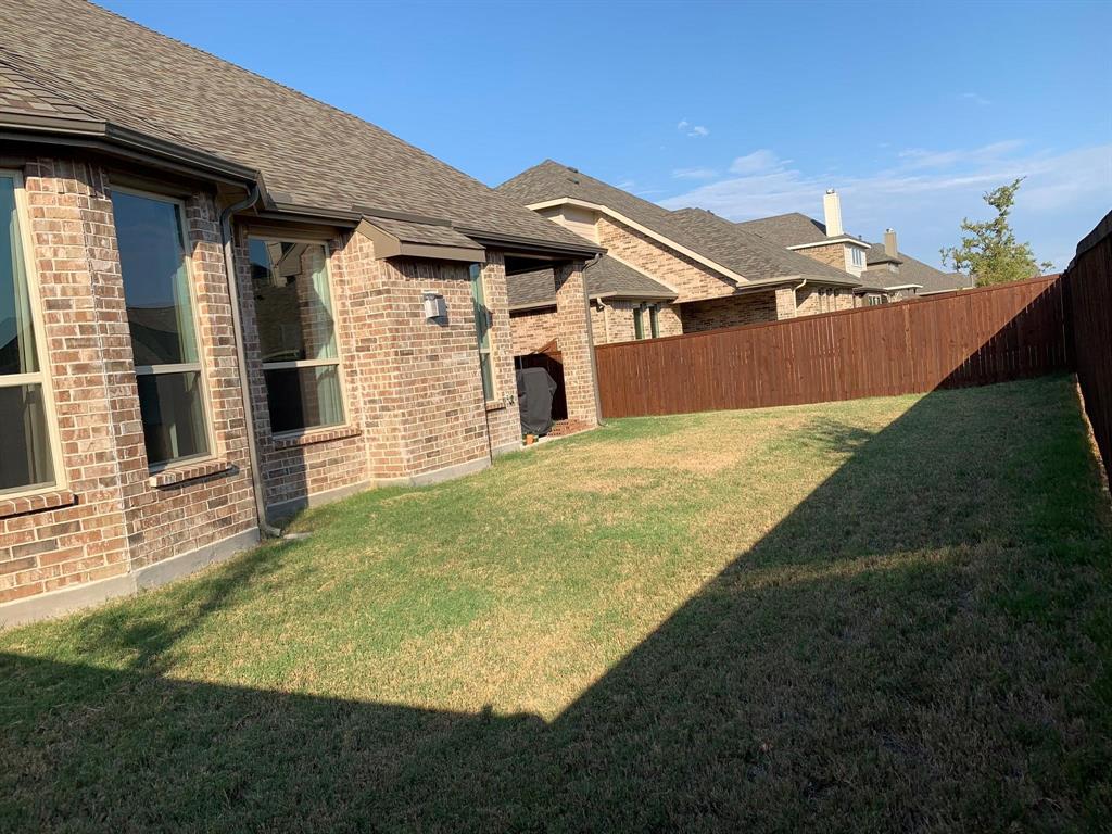 Vineyards Ph I, The - Residential Lease