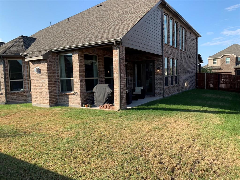 Vineyards Ph I, The - Residential Lease