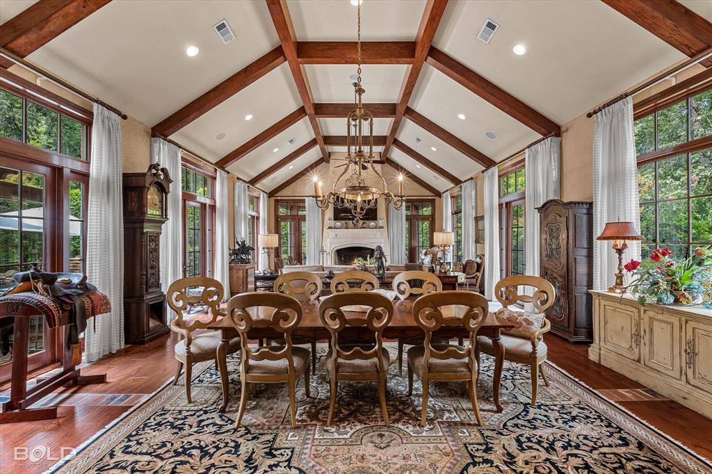 1217 Ridgewood Circle