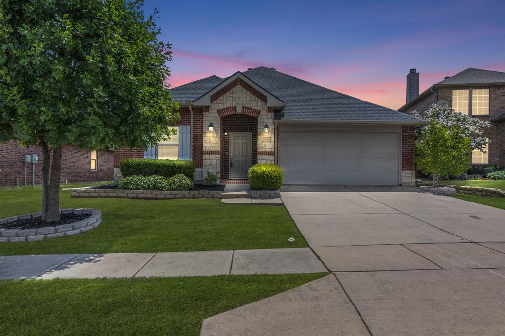 2444 Horseback Trail