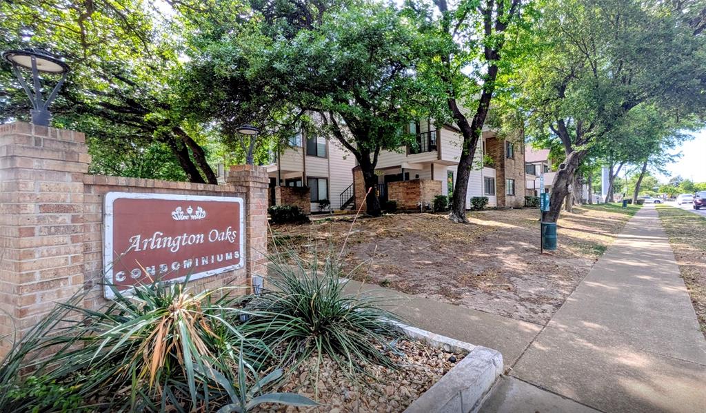 Arlington Oaks Condo - Residential