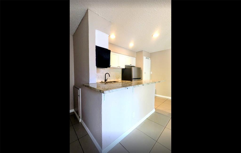 Arlington Oaks Condo - Residential