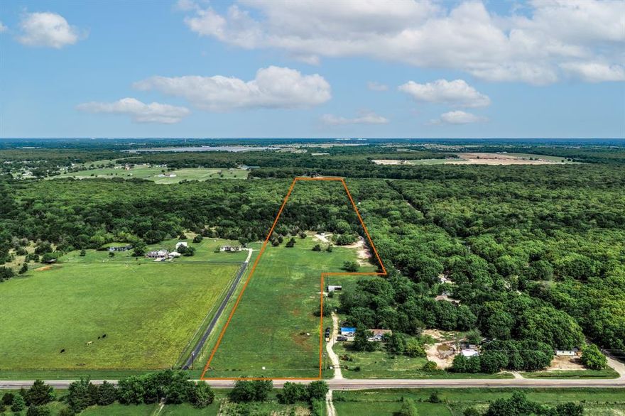 Great 25 acre tract located in Hunt County within Quinlan Independent School District, just minutes from Lake Tawakoni. This versatile property offers a balanced mix of open pasture and mature hardwood timber, making it ideal for a homesite, weekend retreat, or recreational use.

The front portion of the property features open pasture with a pond, while the back transitions into hardwood timber providing excellent cover for wildlife. Deer and hogs are abundant, and a well established trail system allows easy access throughout the property.

With water and electricity available, this tract is ready for your dream home or a quiet cabin getaway. Enjoy the convenience of being close to Lake Tawakoni while still having quick access to Rockwall and Dallas for an easy commute.

Whether you are looking for a place to build, hunt, or escape the city, this property offers a great combination of location, usability, and recreational appeal.

25 plus or minus acres in Hunt County
Located in Quinlan ISD
Minutes from Lake Tawakoni
Open pasture with pond at the front
Mature hardwood timber in the back
Excellent deer and hog hunting
Established trail system throughout
Water and electricity available
Ideal for homesite, cabin, or weekend retreat
Easy commute to Rockwall and Dallas