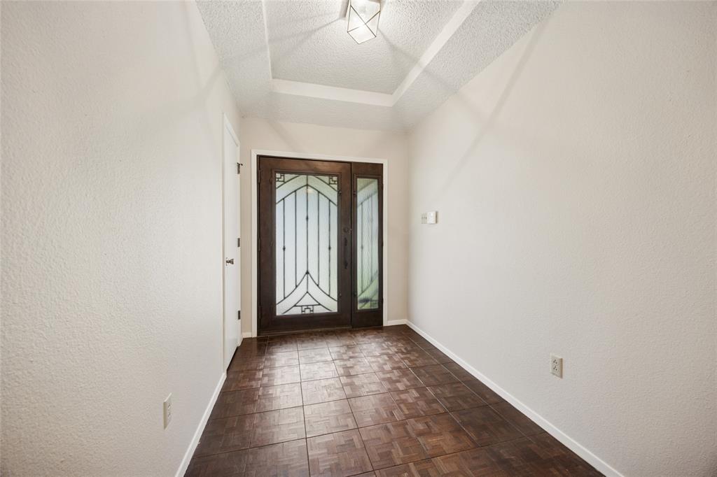 4400 Perry Lane