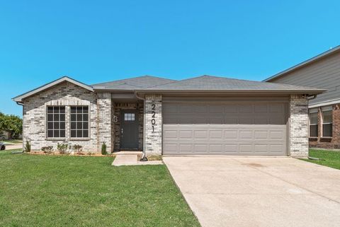 Photo of 2201 Bradford Pear Drive, Little Elm, TX 75068 (MLS # 21228871)
