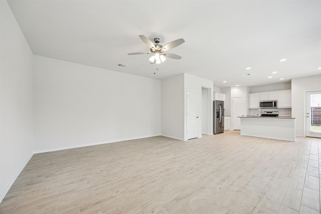 Creekside Ranch Ph 1 - Residential Lease