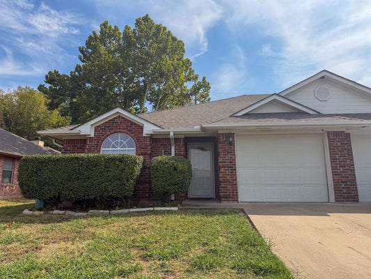 1611 PARK PL, SHERMAN, TX 75092 - Image 5c7a5a22a2589e1b687dce91c0df1baf/72237142