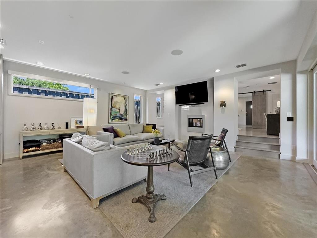 Lake Highlands - Residential