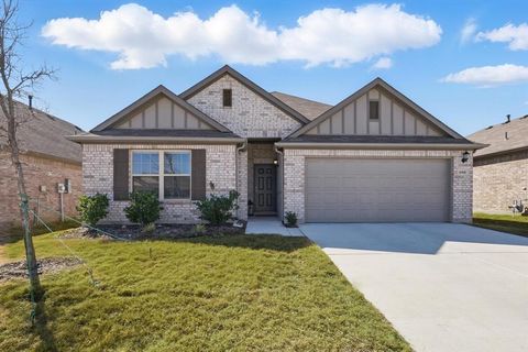 8908 Flying Eagle Lane Fort Worth TX 76131