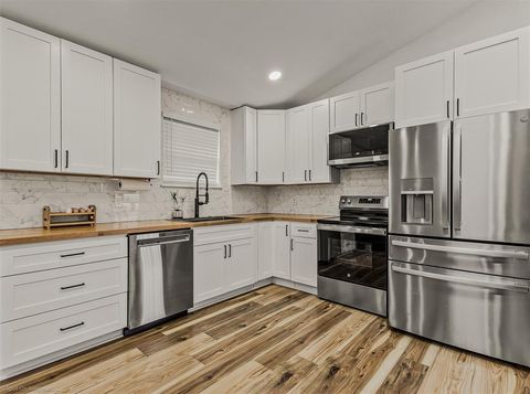 Photo of 3290 State Highway 276, Rockwall, TX 75032 (MLS # 21178948)