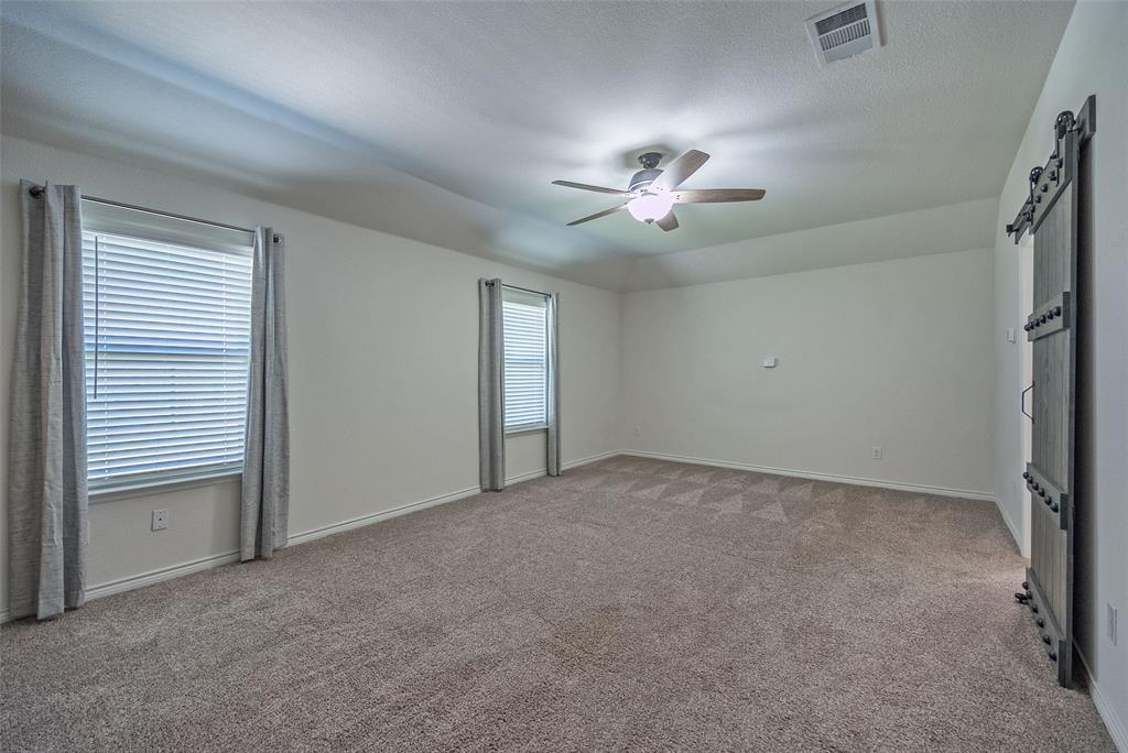 WILLIAMSBURG PHASE 2B - Residential Lease