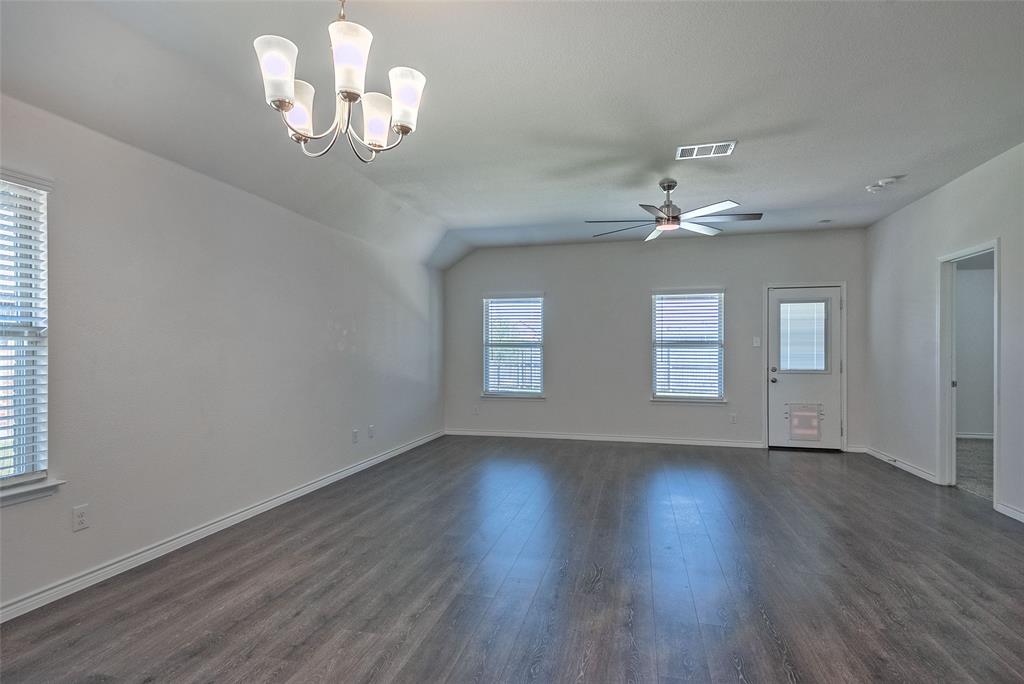 WILLIAMSBURG PHASE 2B - Residential Lease