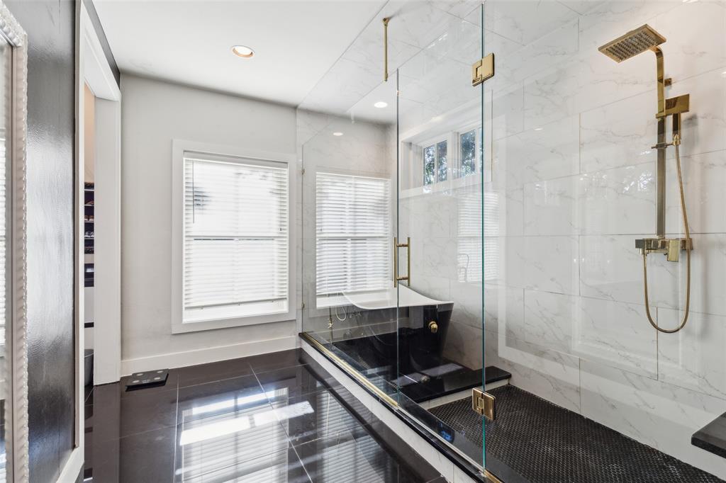 North Lake Woodlands - Residential