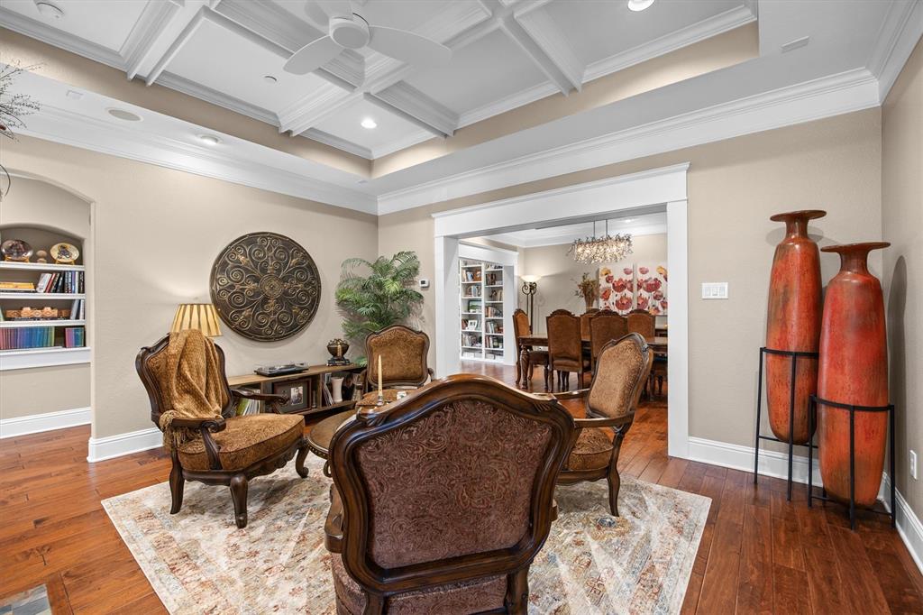 5304 Sutton Circle