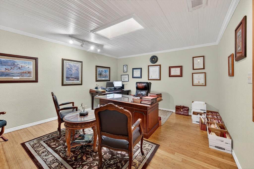 Athens - Commercial Sale