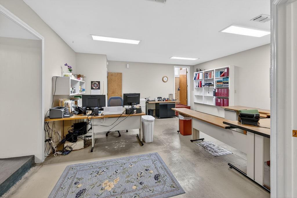 Athens - Commercial Sale