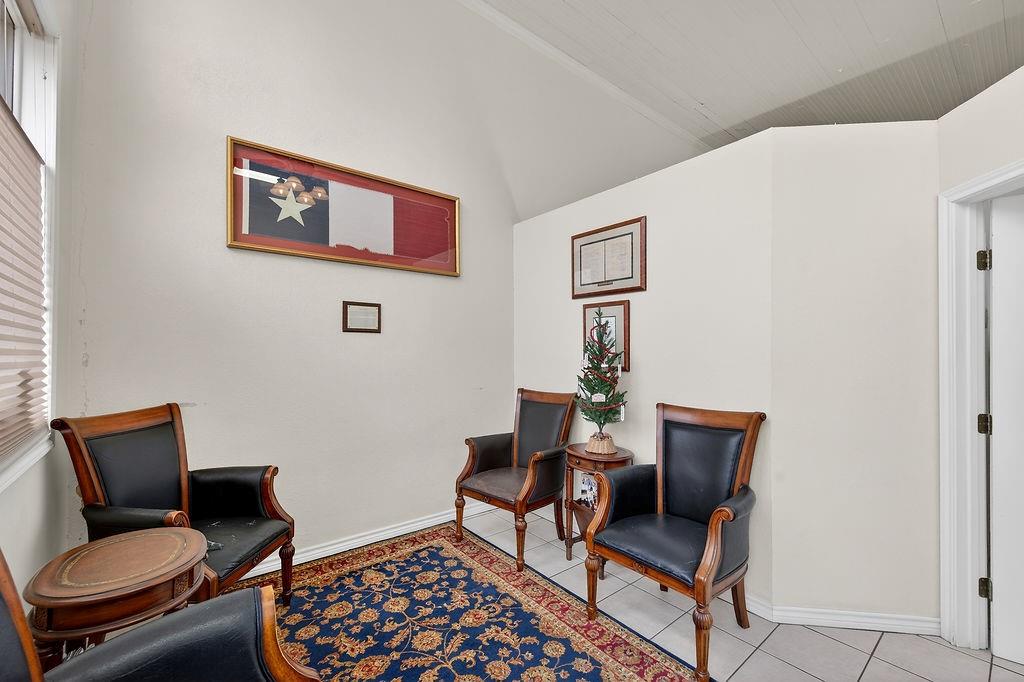 Athens - Commercial Sale