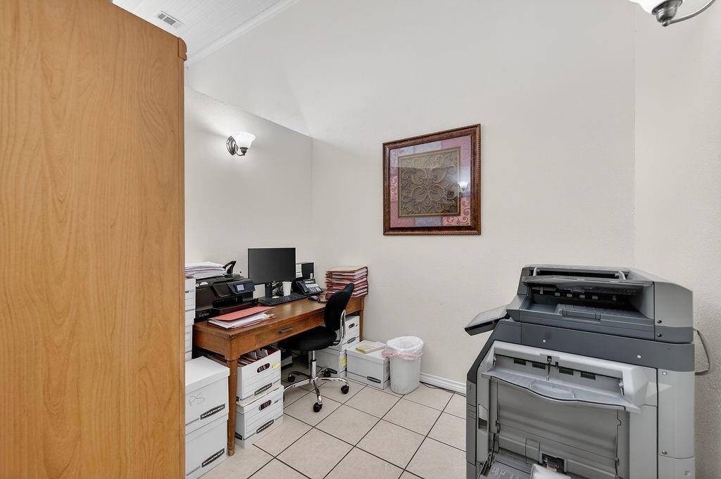 Athens - Commercial Sale