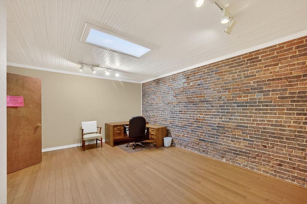 Athens - Commercial Sale