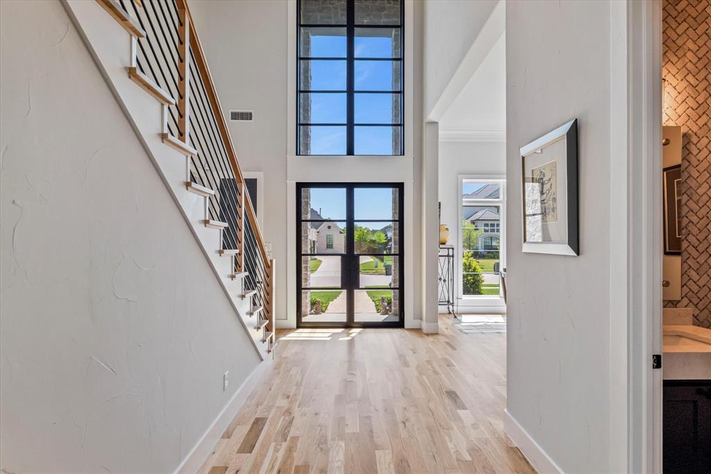 820 Jamestown Lane