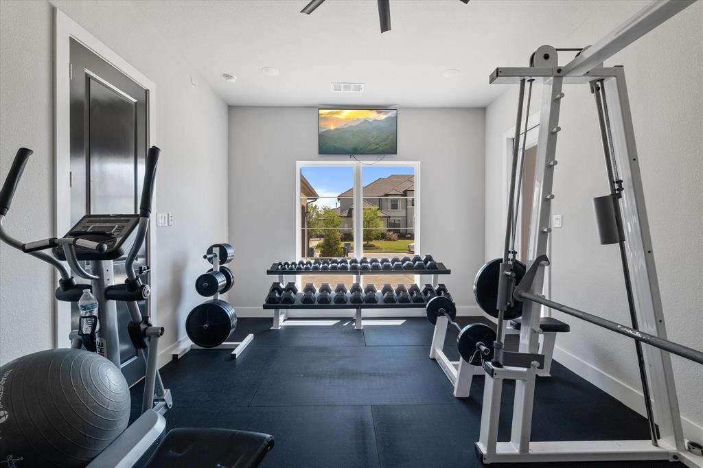 SOUTHLAKE MANORS - Residential