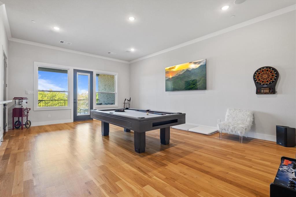 SOUTHLAKE MANORS - Residential