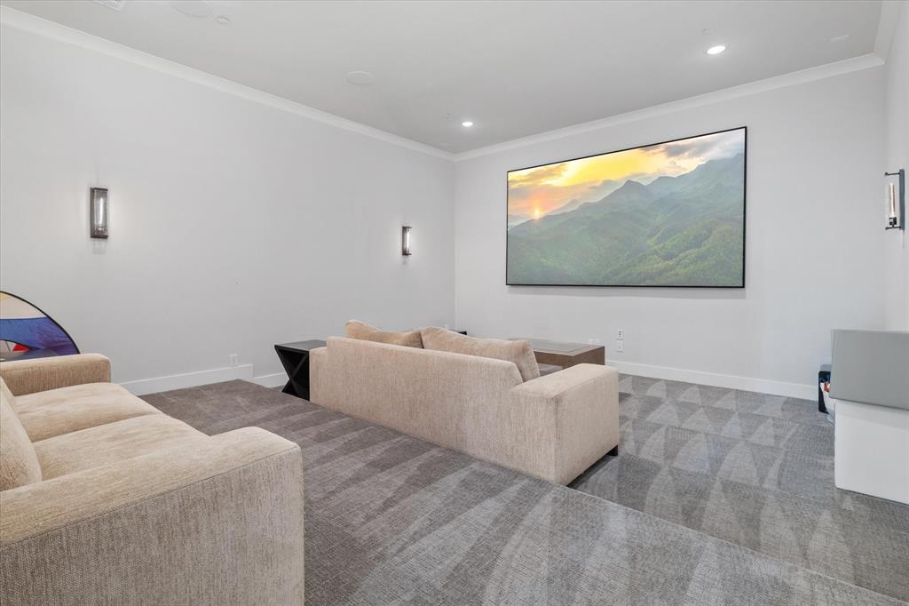 SOUTHLAKE MANORS - Residential