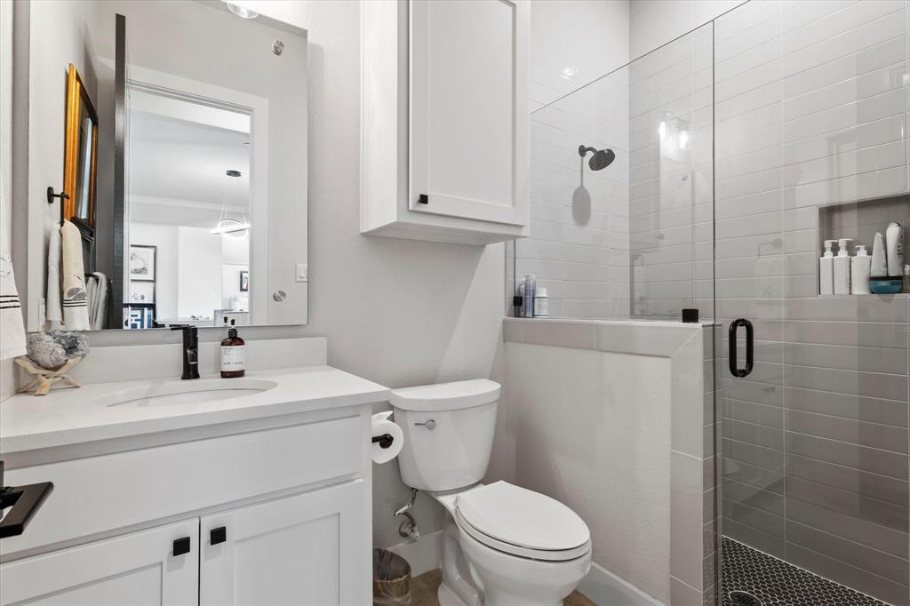 SOUTHLAKE MANORS - Residential